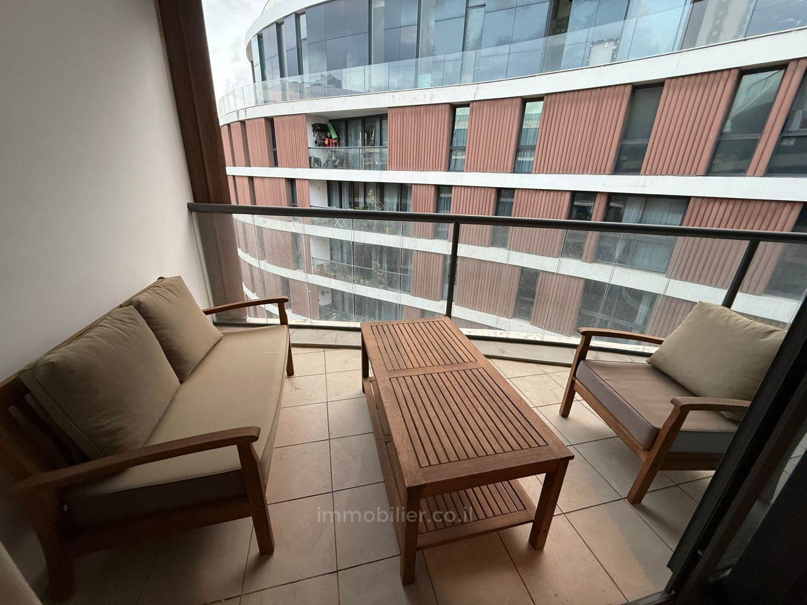 Apartment 2 rooms Tel Aviv Florentine 628-IBL-16