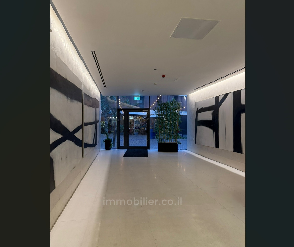 Apartment 2 rooms Tel Aviv Florentine 628-IBL-16