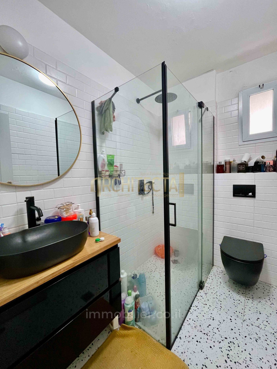 Apartment 4 rooms Jerusalem Arnona 642-IBL-19