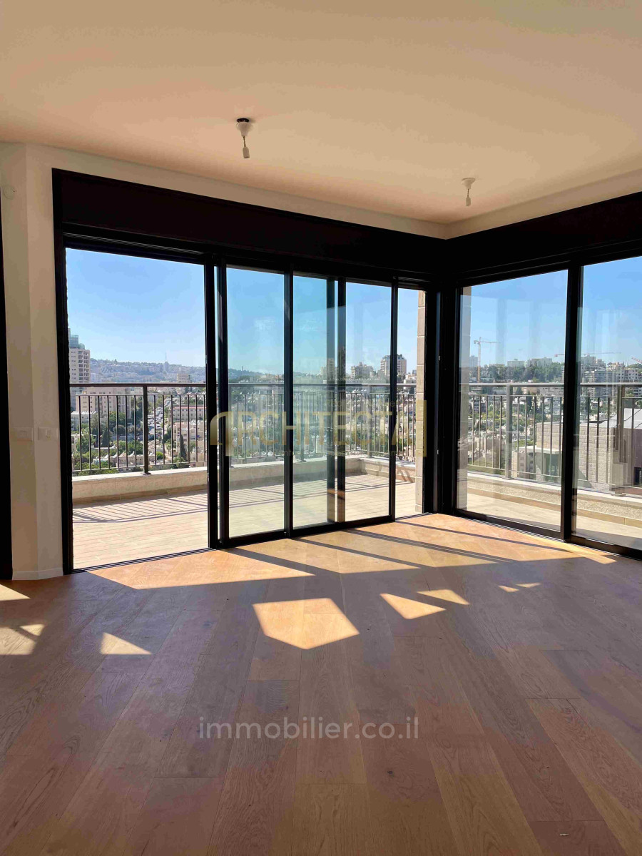 Penthouse 4 rooms Jerusalem Makor Haim 642-IBL-25