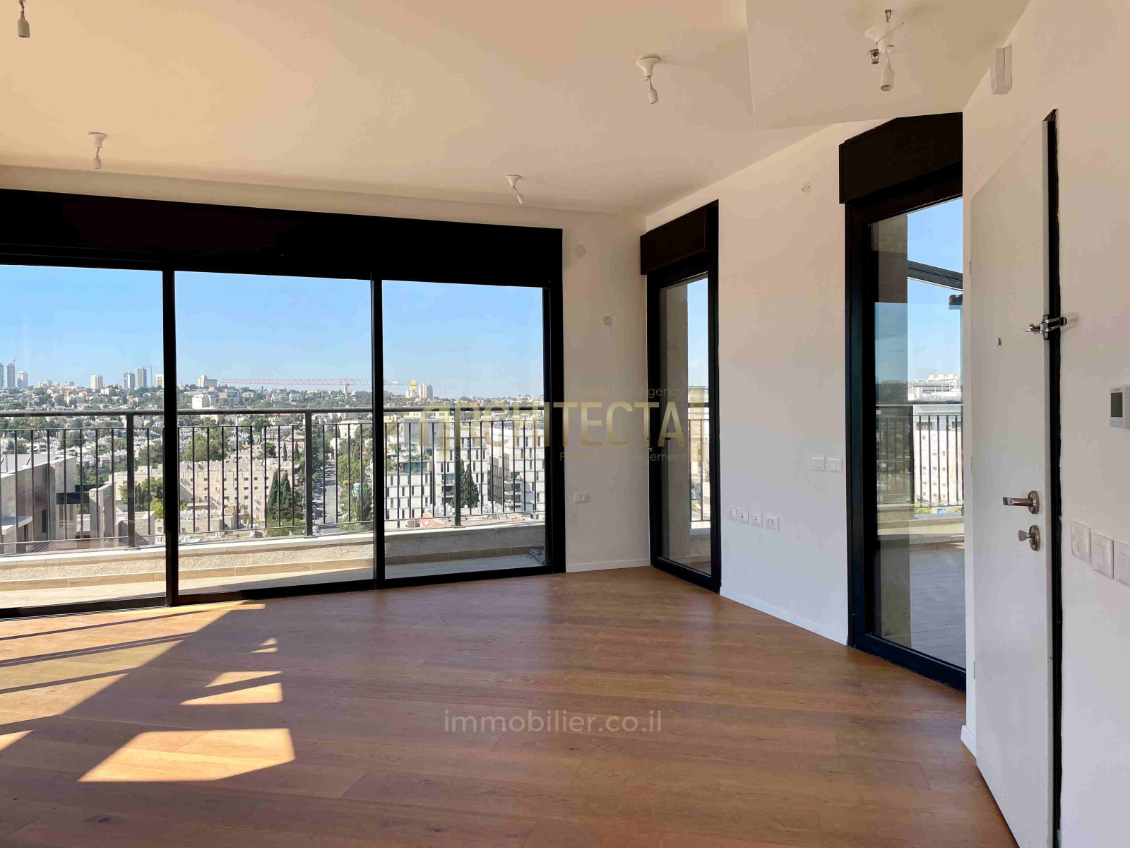 Penthouse 4 rooms Jerusalem Makor Haim 642-IBL-25