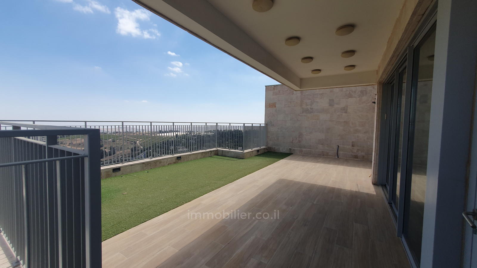 Penthouse 5 rooms Jerusalem Arnona 642-IBL-40