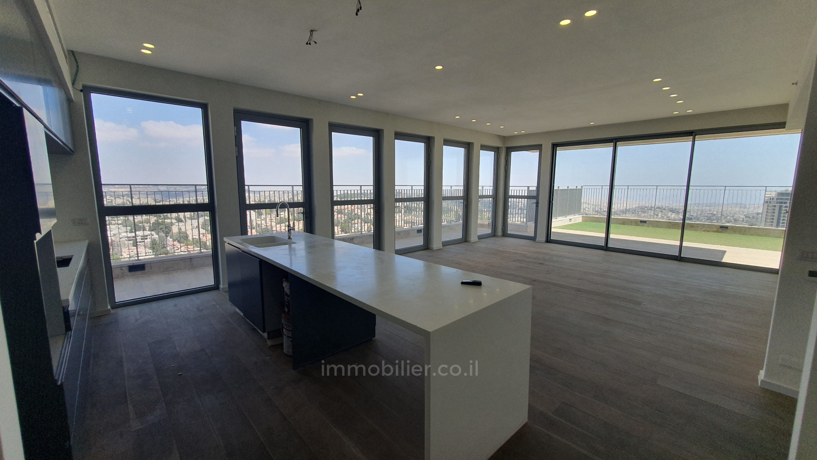 Penthouse 5 rooms Jerusalem Arnona 642-IBL-40