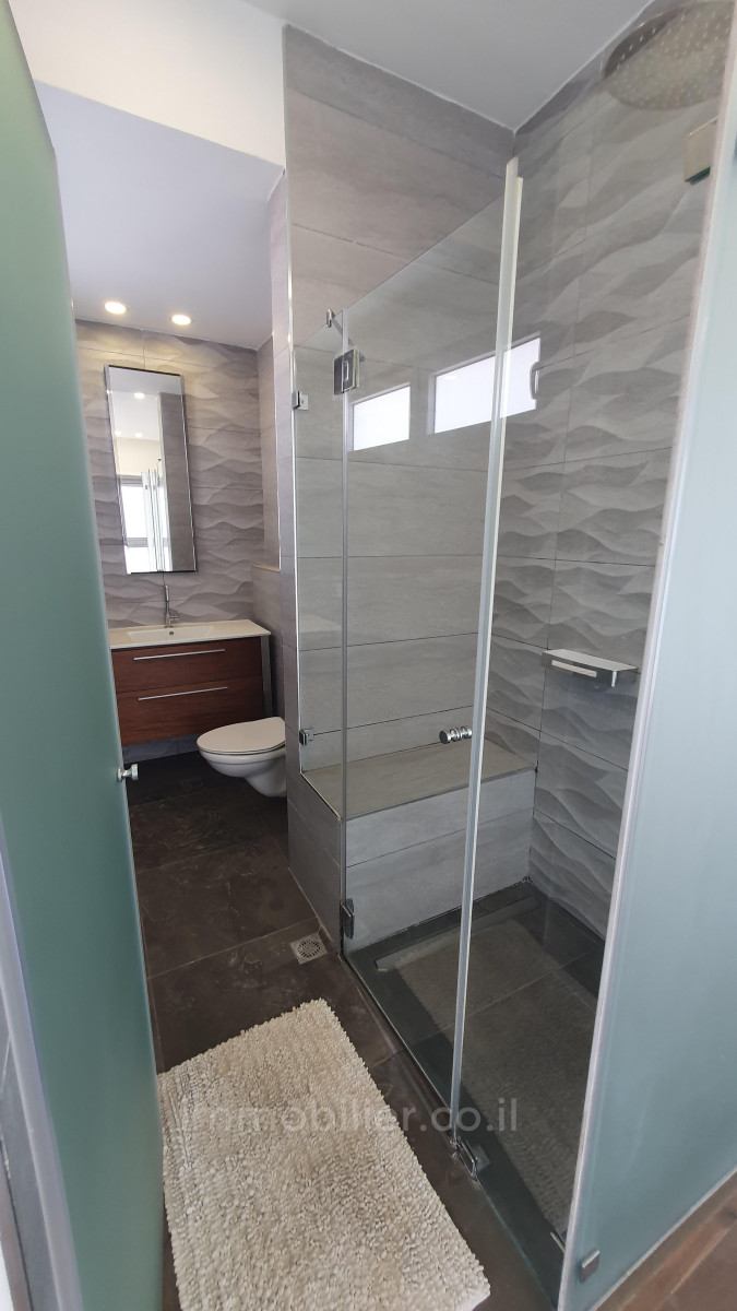 Penthouse 5 rooms Jerusalem Arnona 642-IBL-40