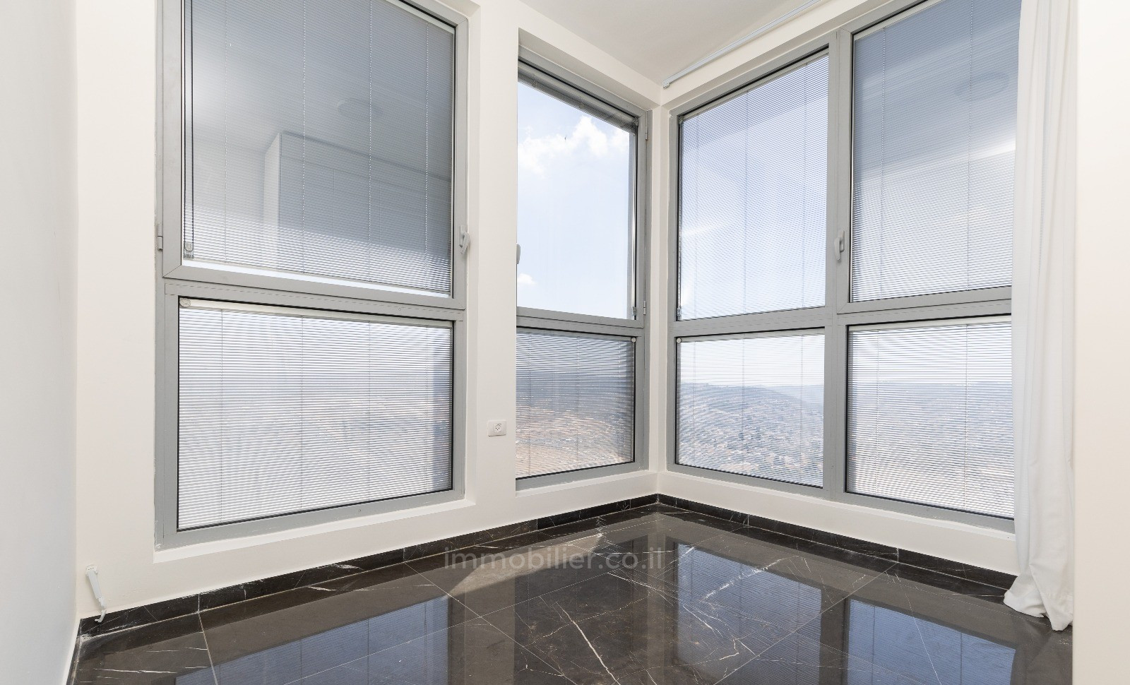 Penthouse 5 rooms Jerusalem Arnona 642-IBL-46