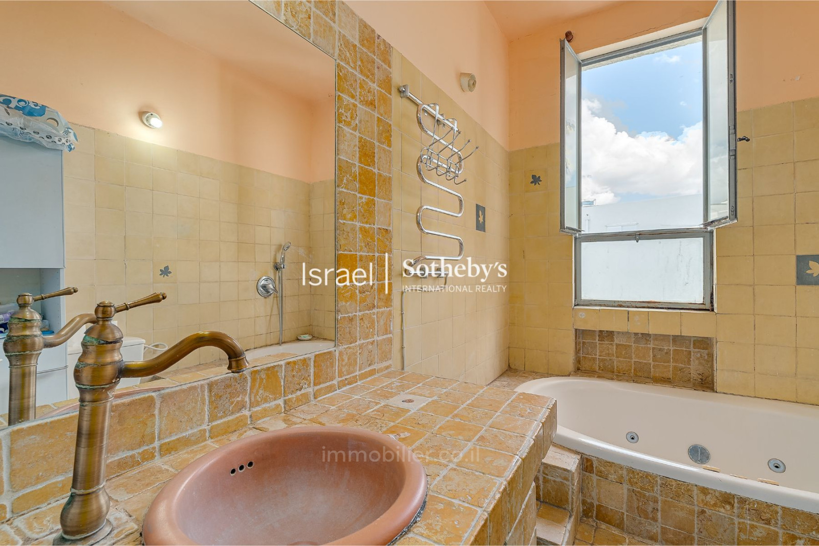 Apartment 3 rooms Tel Aviv Dizengof 651-IBL-36