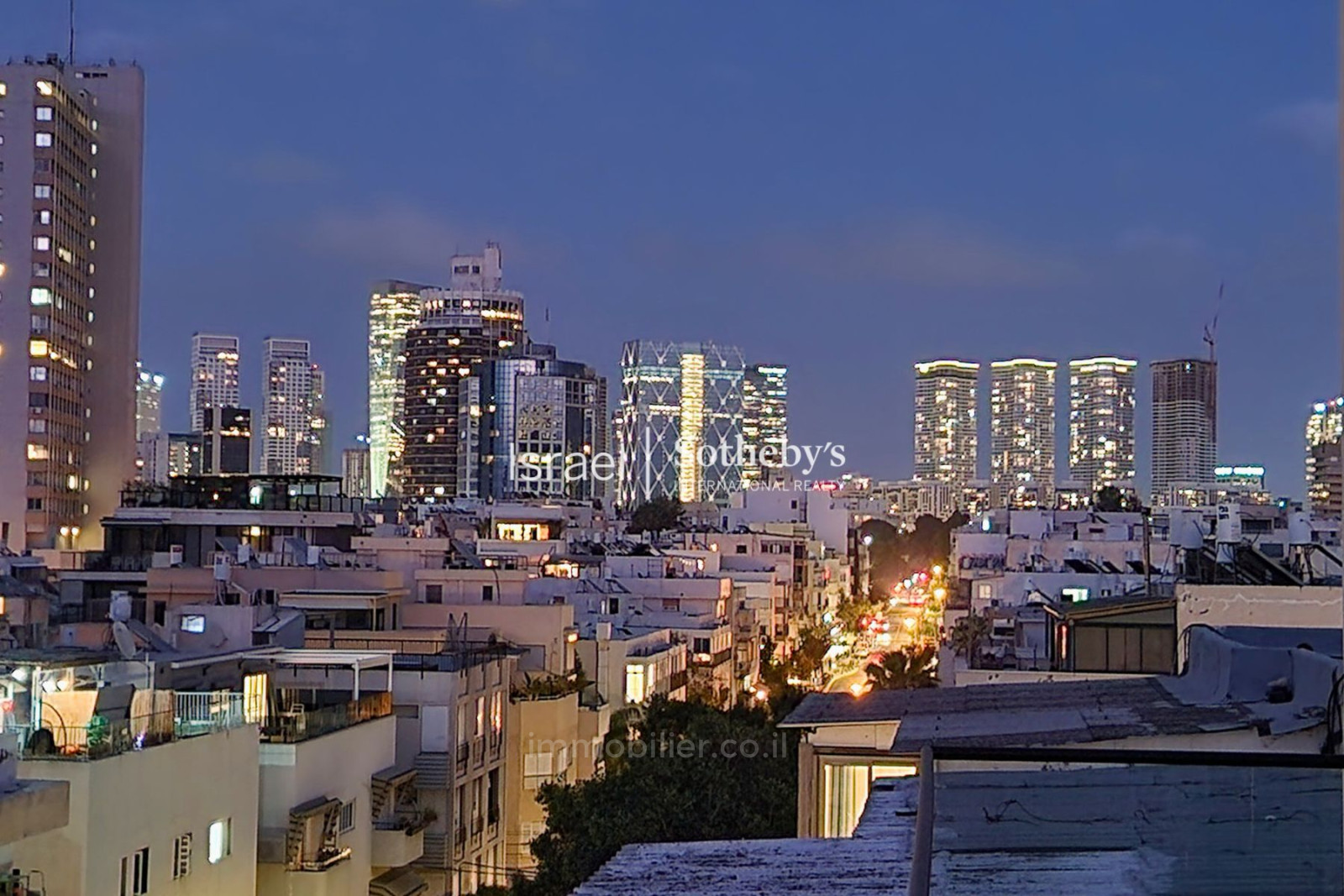 Penthouse 4 rooms Tel Aviv Lev Tel-Aviv 651-IBL-49