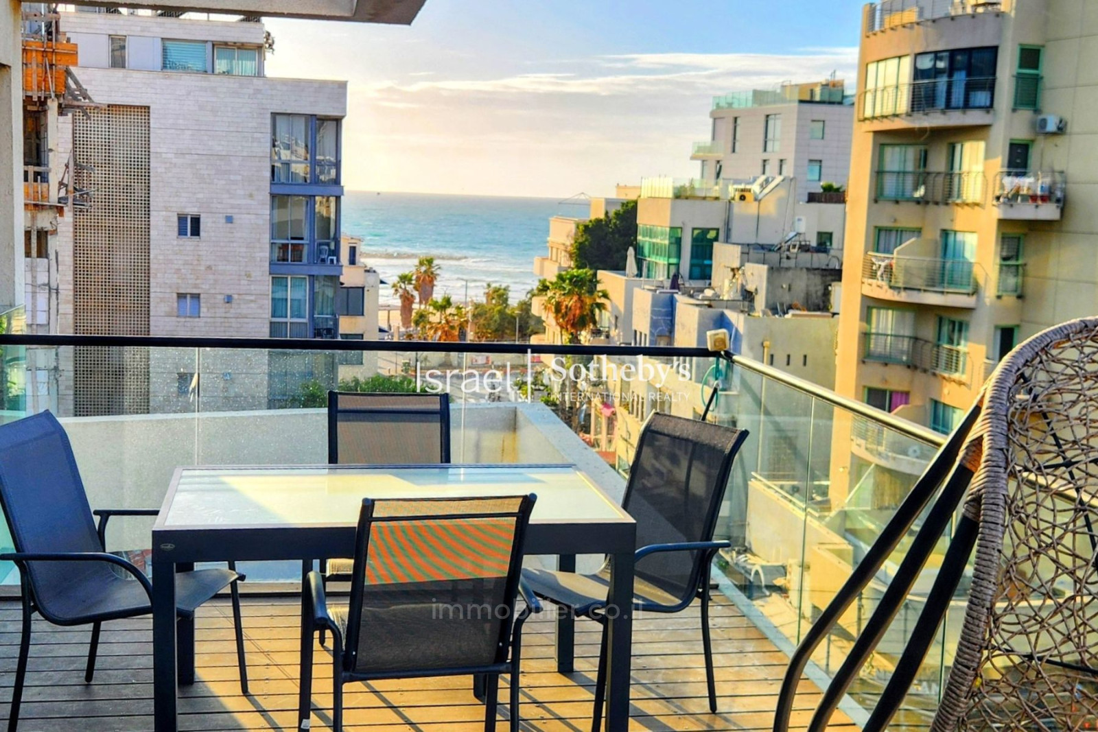 Penthouse 4 rooms Tel Aviv Lev Tel-Aviv 651-IBL-49