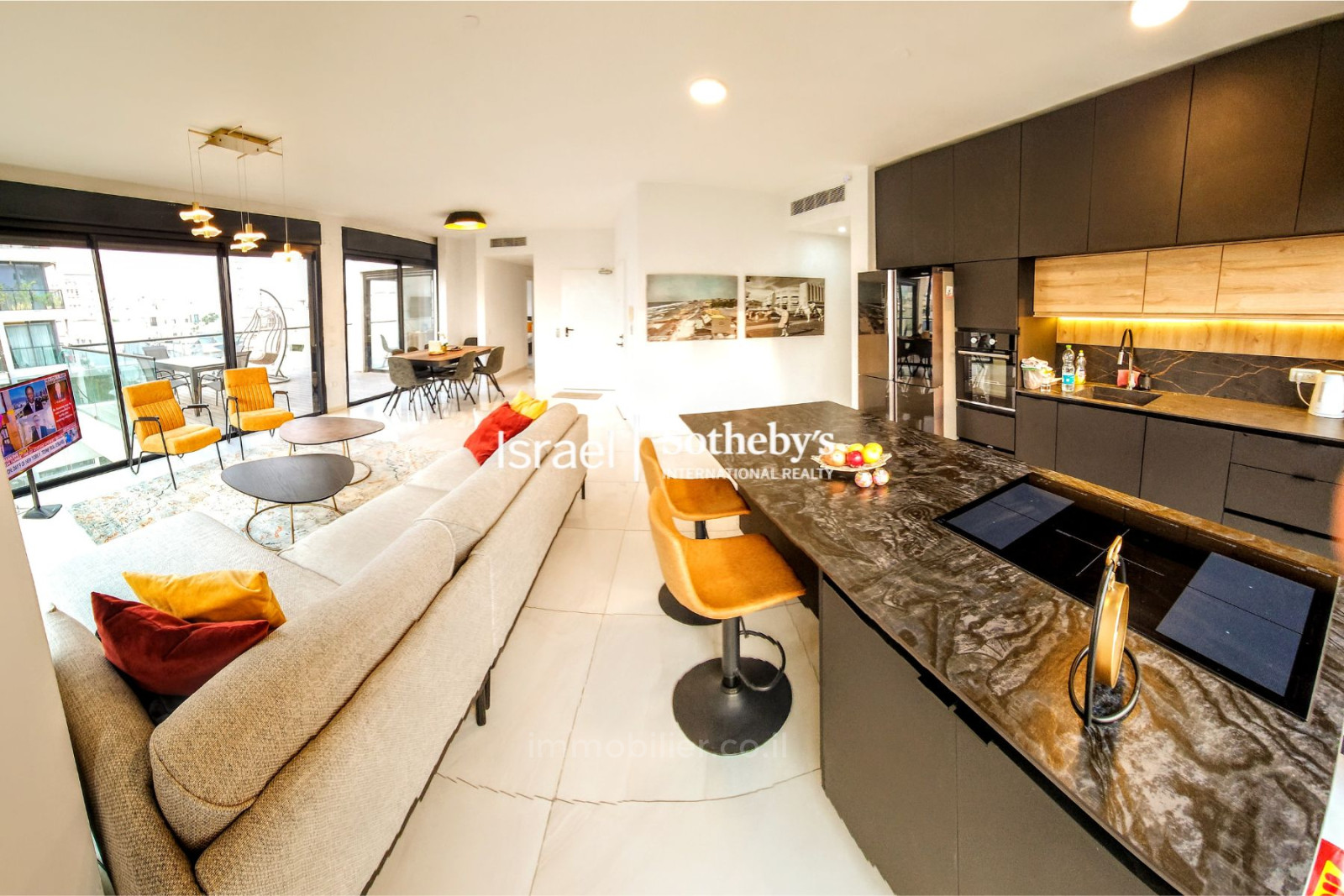 Penthouse 4 rooms Tel Aviv Lev Tel-Aviv 651-IBL-49