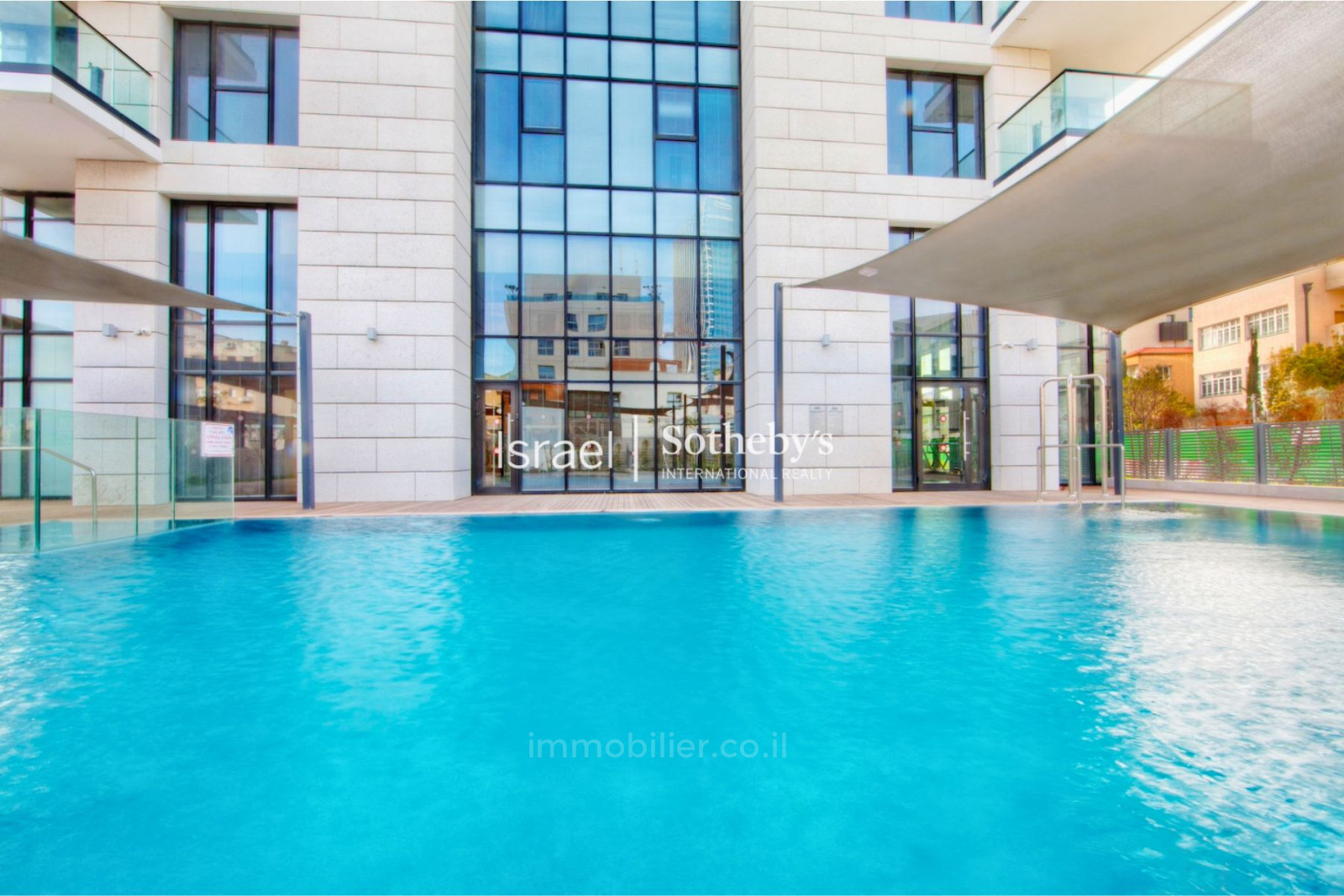 Apartment 5 rooms Tel Aviv Neve Tsedek 651-IBL-52