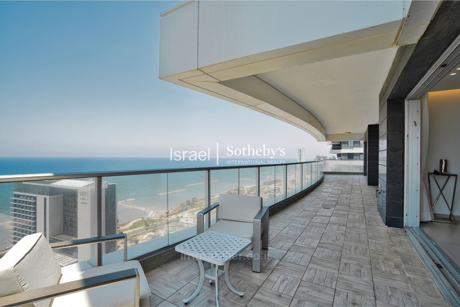 Apartment 8 rooms Netanya Netanya 651-IBL-54