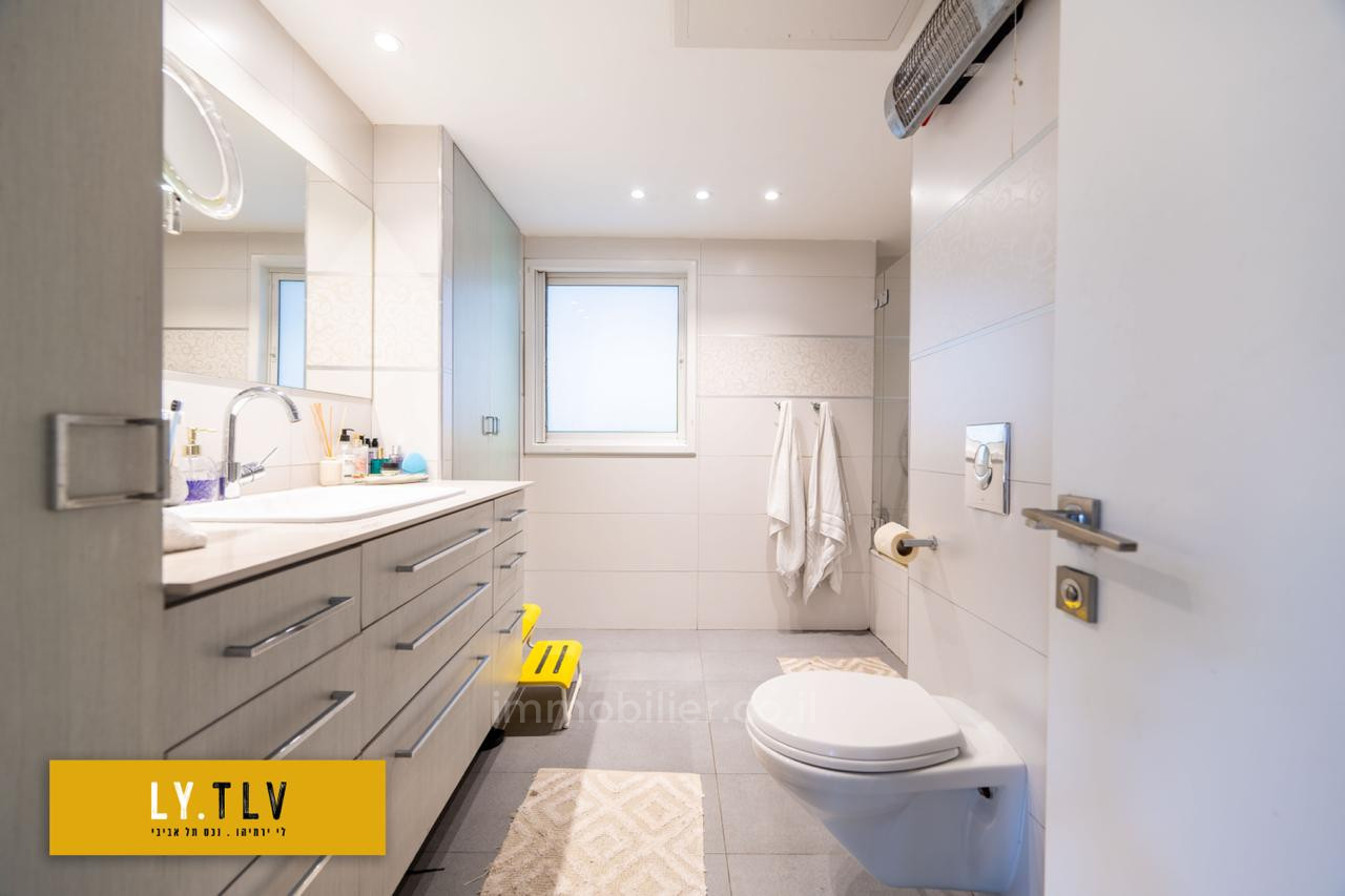 Apartment 4 rooms Tel Aviv Bavli 804-IBL-100