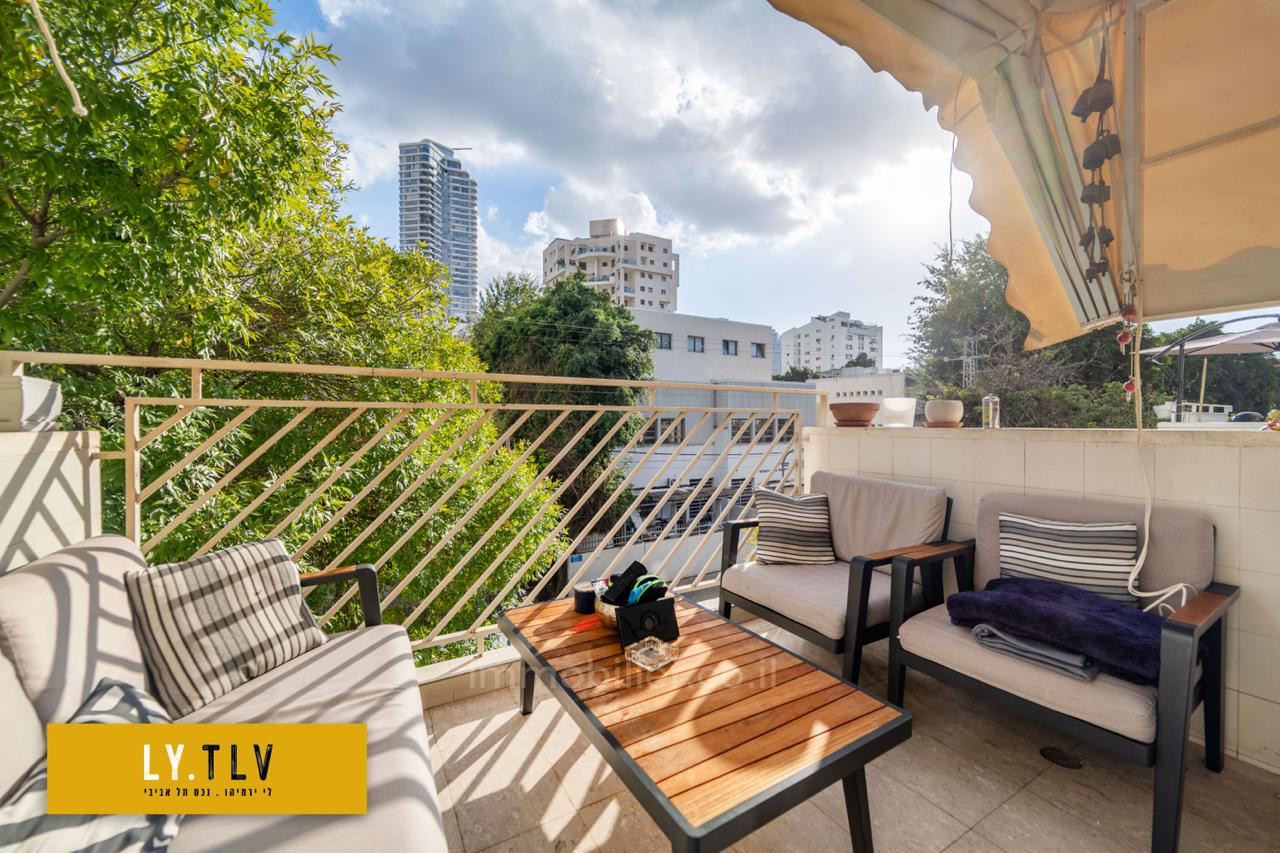 Apartment 4 rooms Tel Aviv Bavli 804-IBL-100