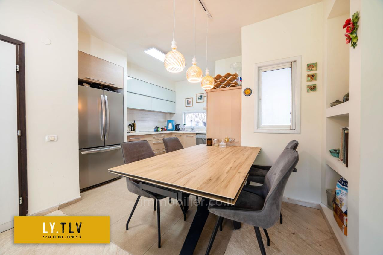 Apartment 4 rooms Tel Aviv Bavli 804-IBL-100