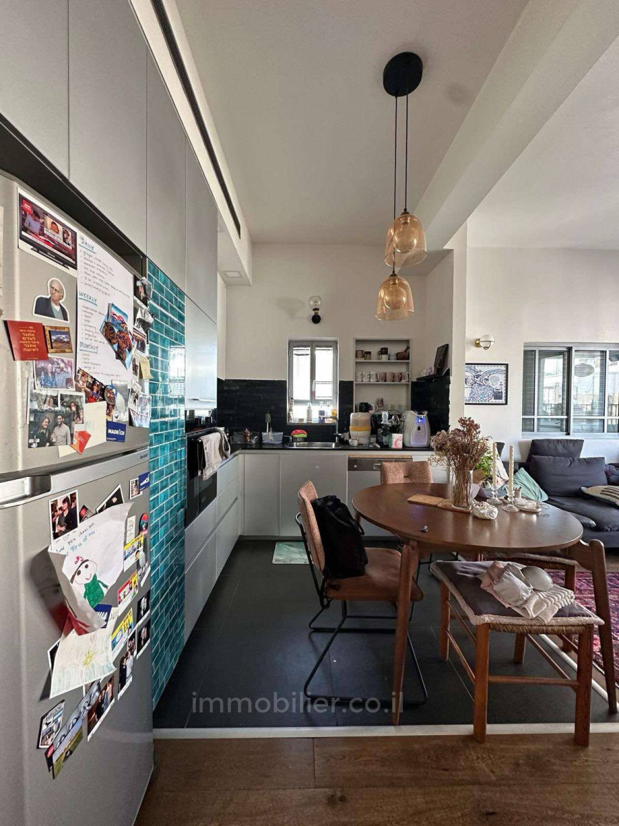 Apartment 3 rooms Tel Aviv First sea line 804-IBL-14