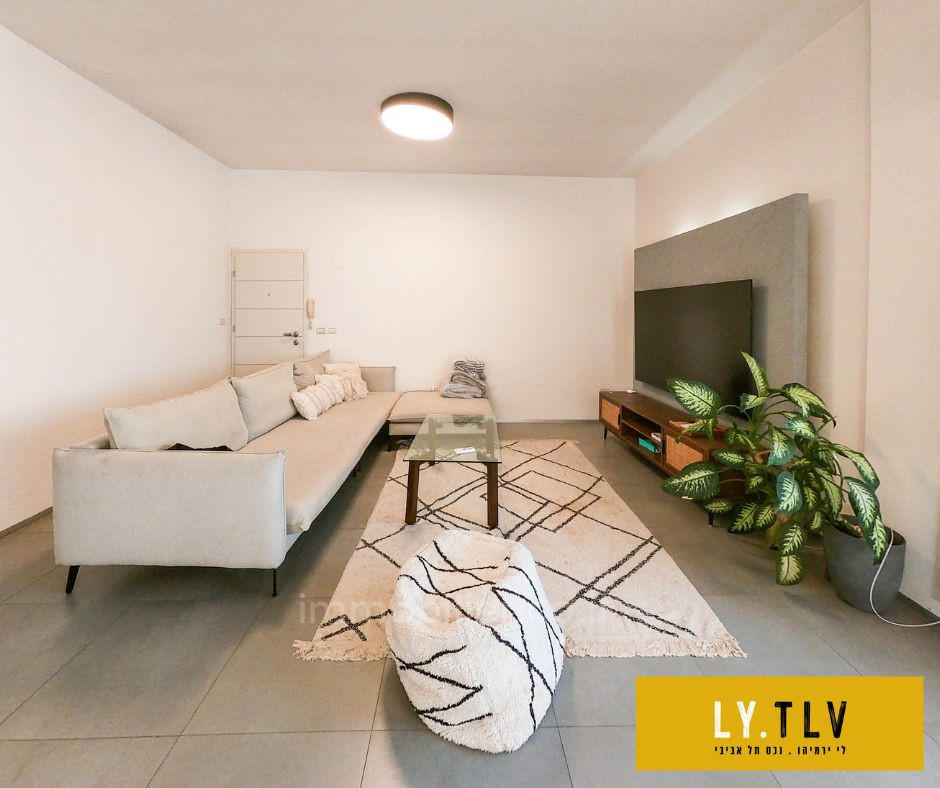 Apartment 2 rooms Tel Aviv Lev Tel-Aviv 804-IBL-27