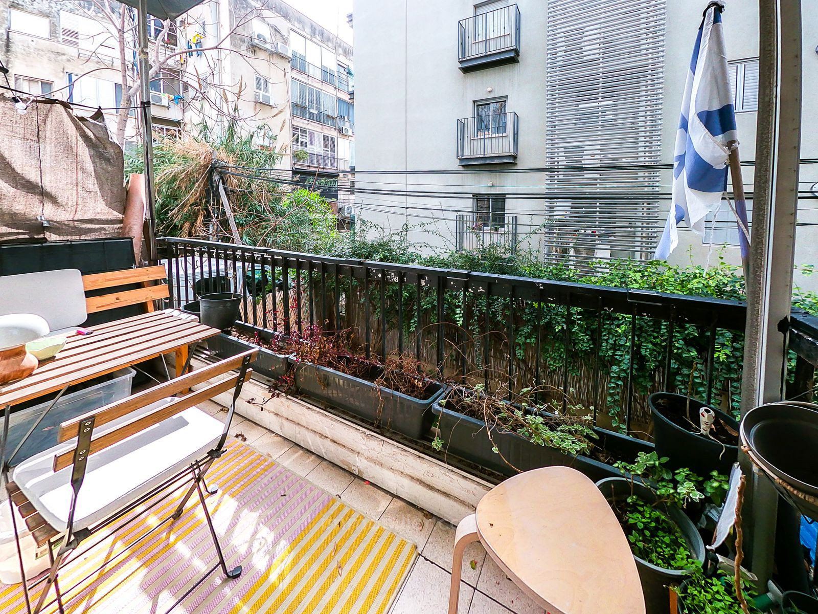 Apartment 2 rooms Tel Aviv City center 804-IBL-33