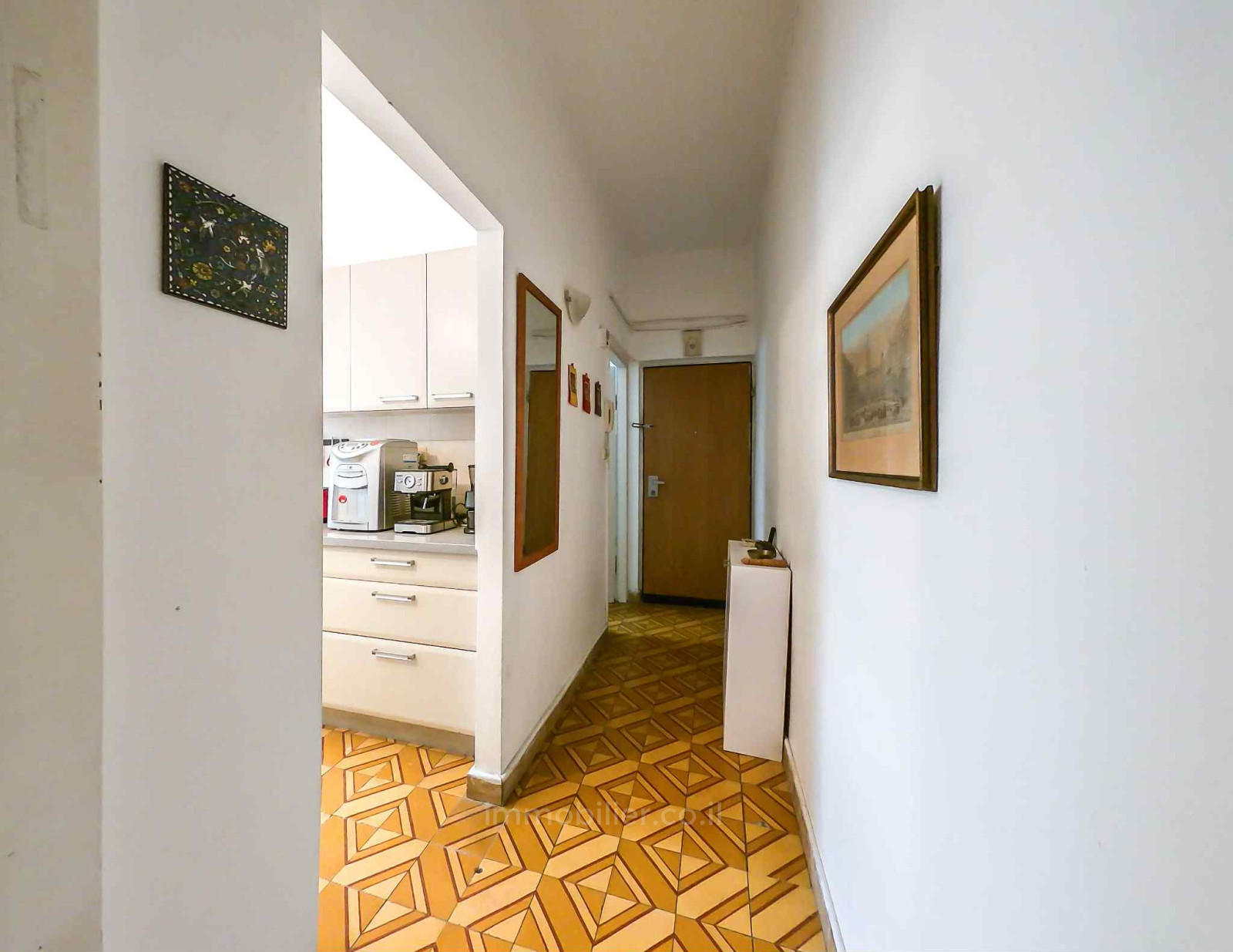 Apartment 2 rooms Tel Aviv City center 804-IBL-35