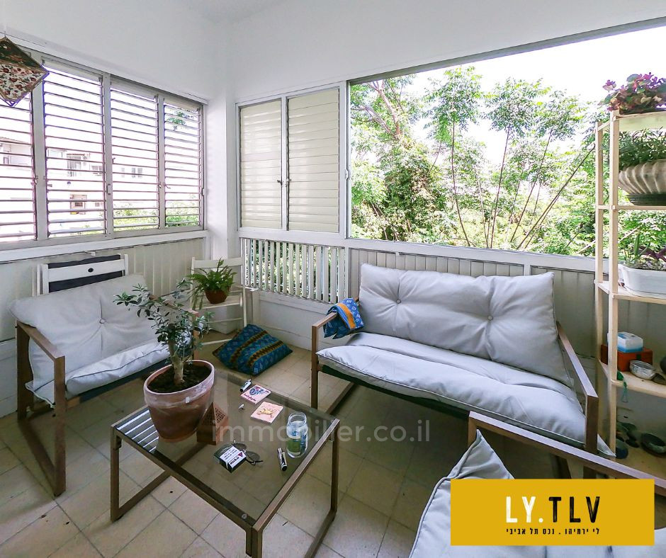 Appartement 2 pièces  Tel Aviv 1ere ligne mer 804-IBL-44