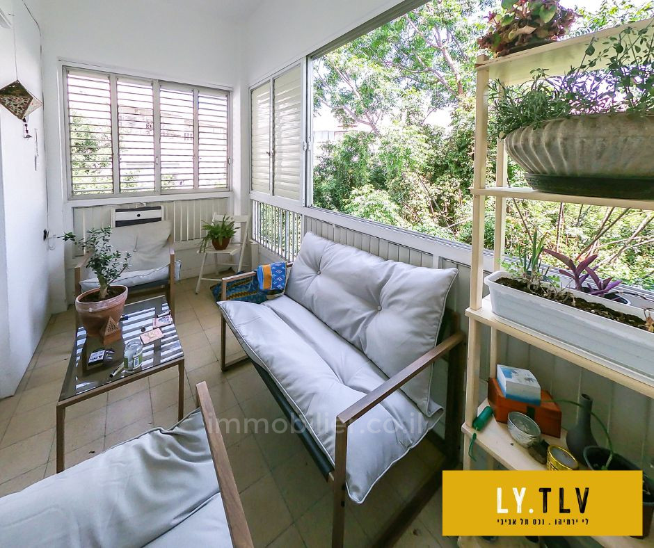 Appartement 2 pièces  Tel Aviv 1ere ligne mer 804-IBL-44