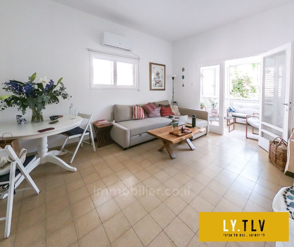 Appartement 2 pièces  Tel Aviv 1ere ligne mer 804-IBL-44