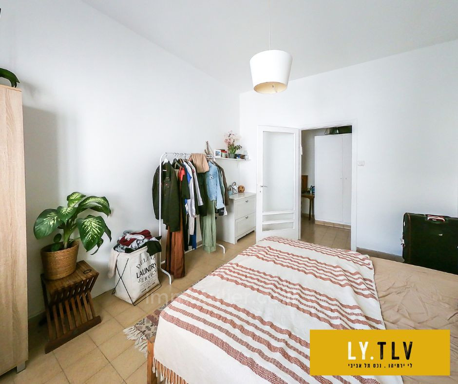 Appartement 2 pièces  Tel Aviv 1ere ligne mer 804-IBL-44