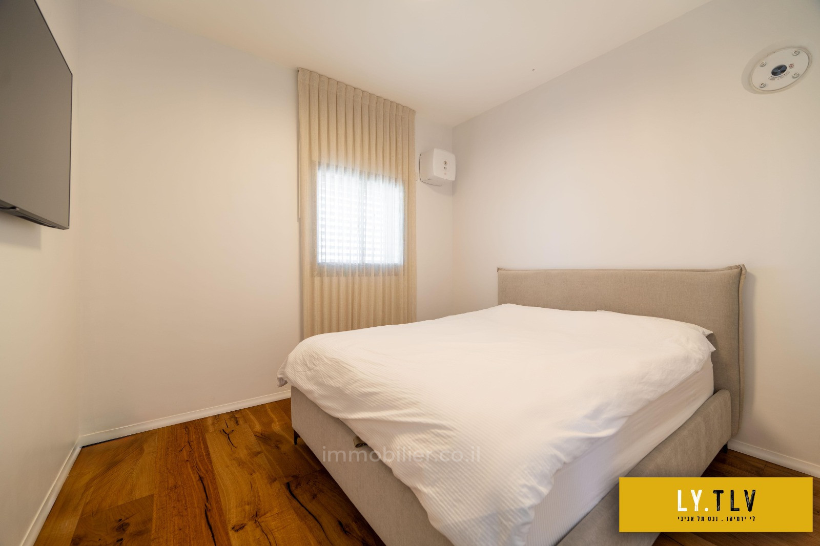 Penthouse 3 rooms Tel Aviv Yehouda hamakaby 804-IBL-45