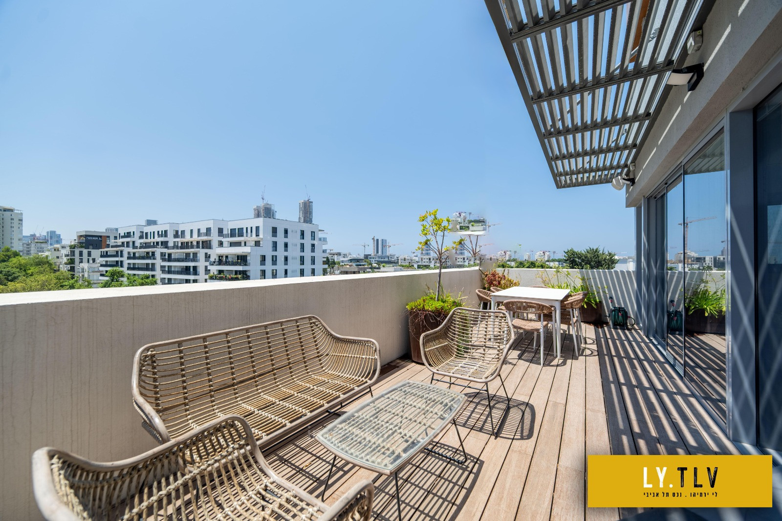 Penthouse 3 rooms Tel Aviv Yehouda hamakaby 804-IBL-45