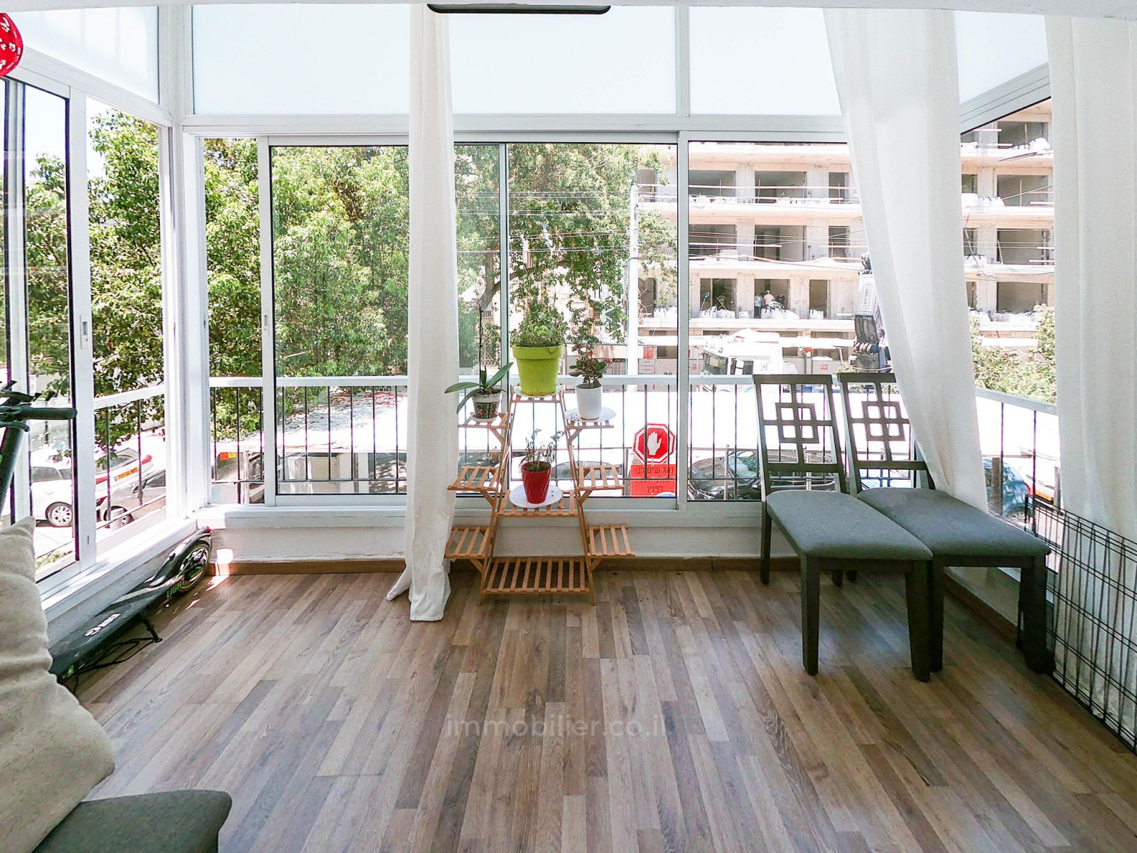 Apartment 2 rooms Tel Aviv Bazel 804-IBL-47