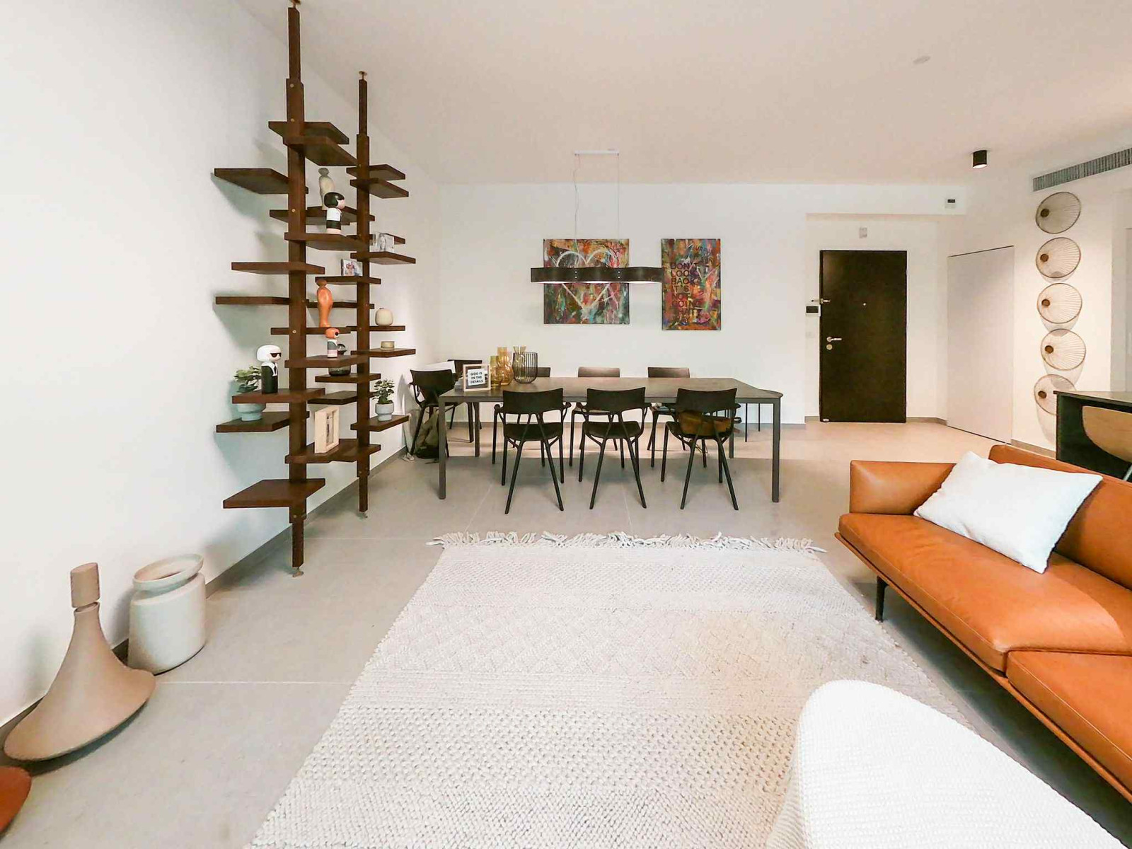 Apartment 5 rooms Tel Aviv Kikar Hamedina 804-IBL-48