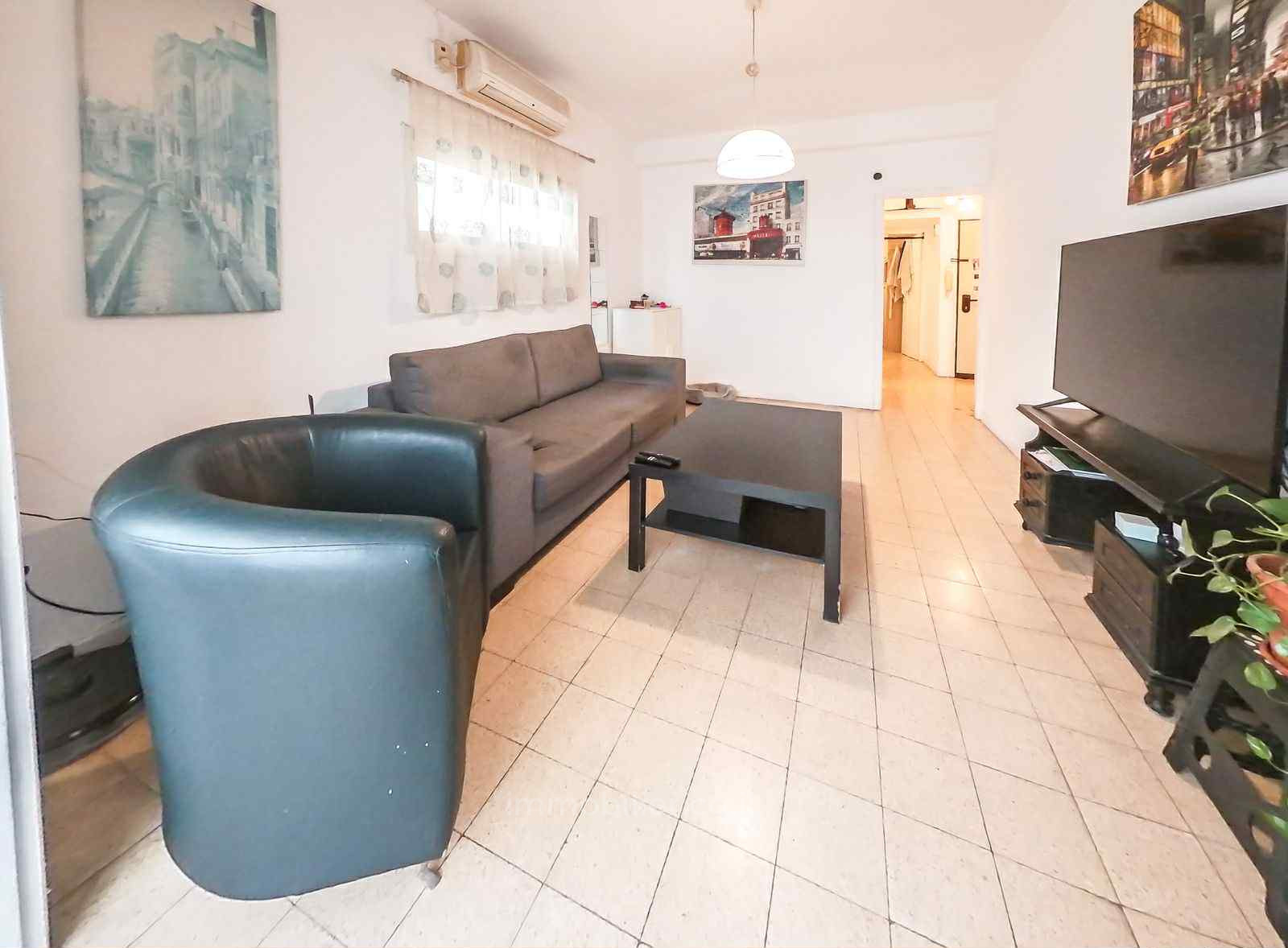 Apartment 2 rooms Tel Aviv Hatsafon hayachan 804-IBL-50