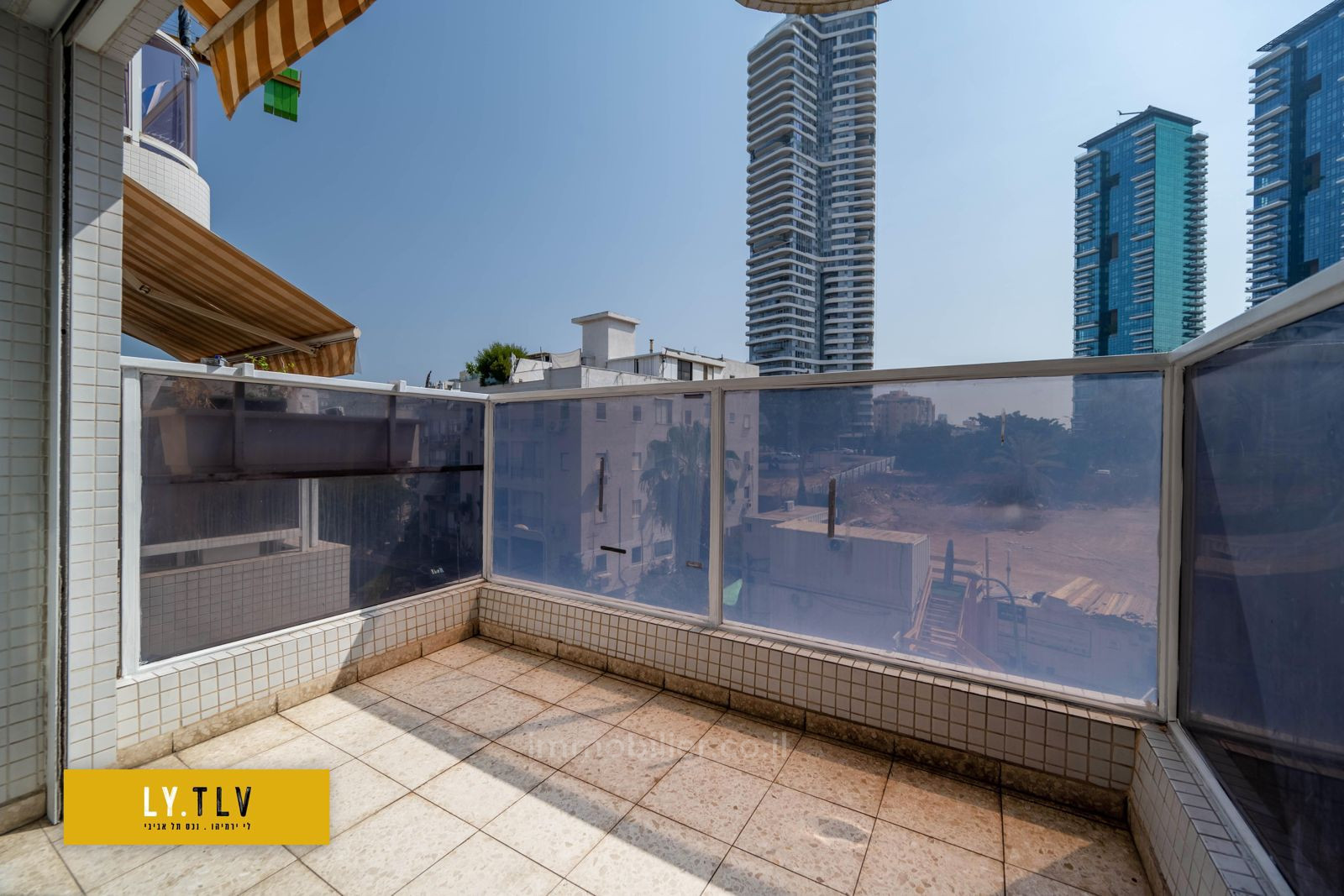 Apartment 4 rooms Tel Aviv Bavli 804-IBL-53