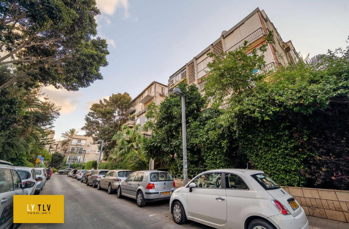 Apartment 2 rooms Tel Aviv Hatsafon hayachan 804-IBL-58