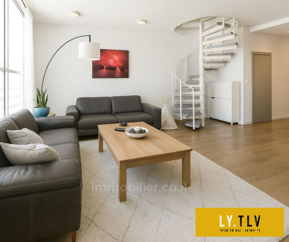 Duplex 3 rooms Tel Aviv City center 804-IBL-63