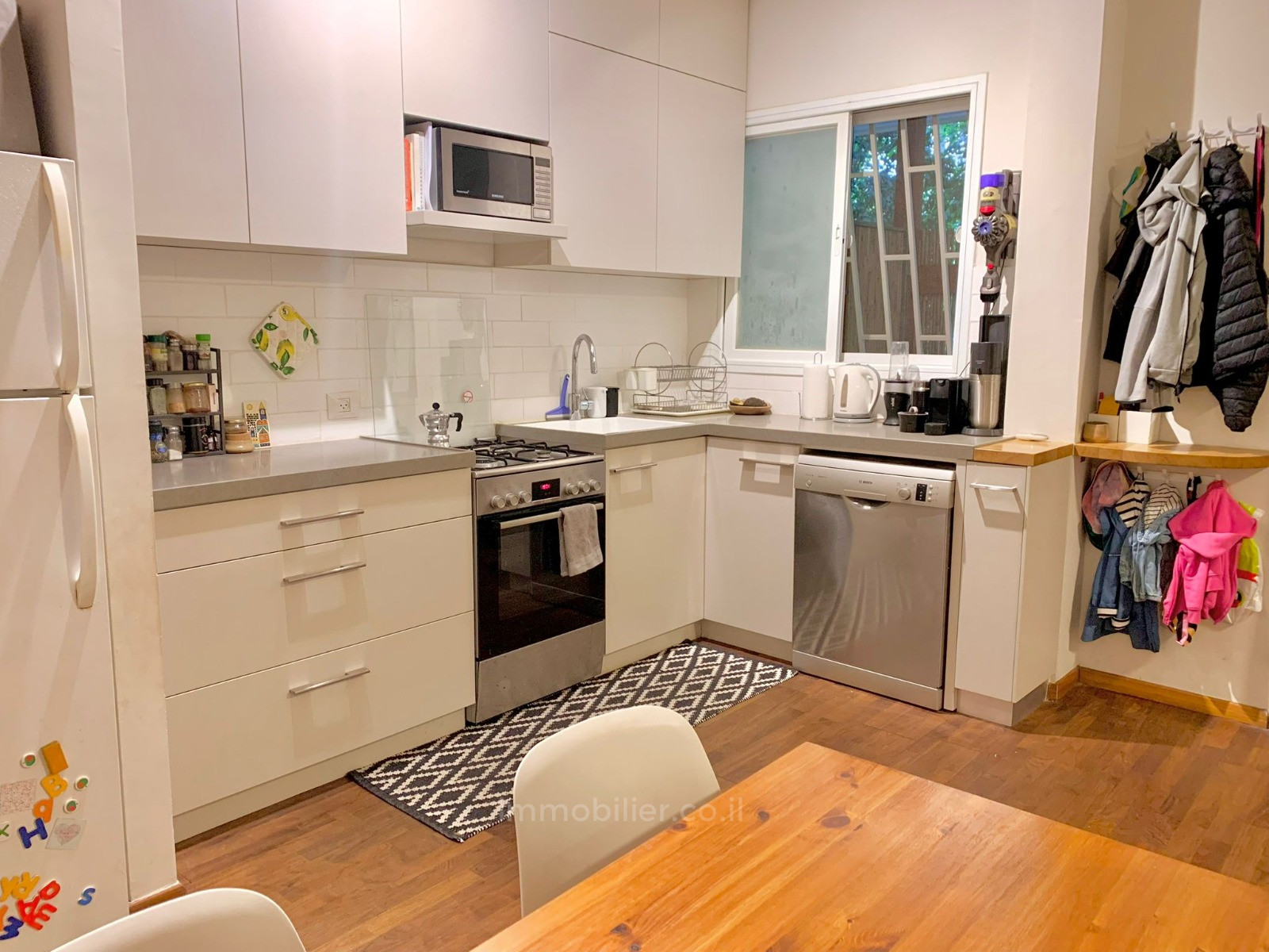 Apartment 4 rooms Tel Aviv City center 804-IBL-65