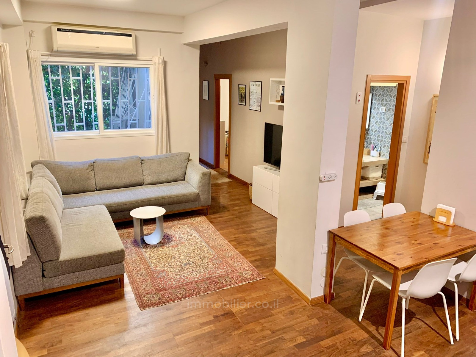 Apartment 4 rooms Tel Aviv City center 804-IBL-65