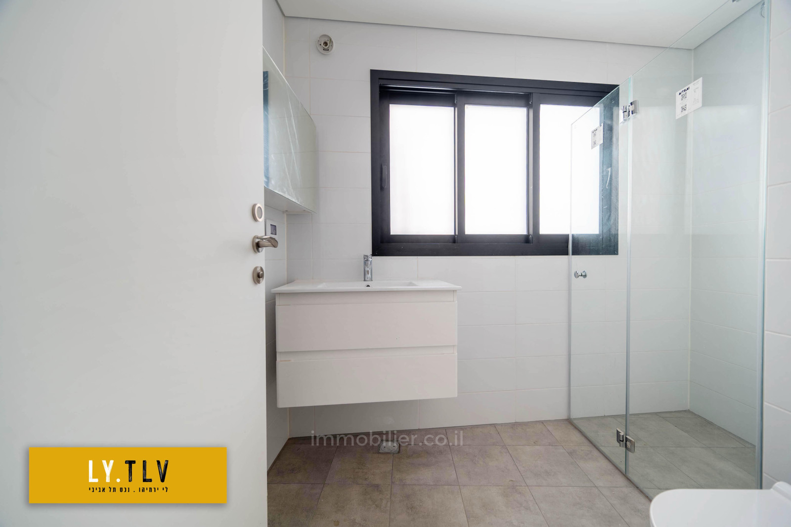 Apartment 2 rooms Tel Aviv Hatsafon hayachan 804-IBL-77