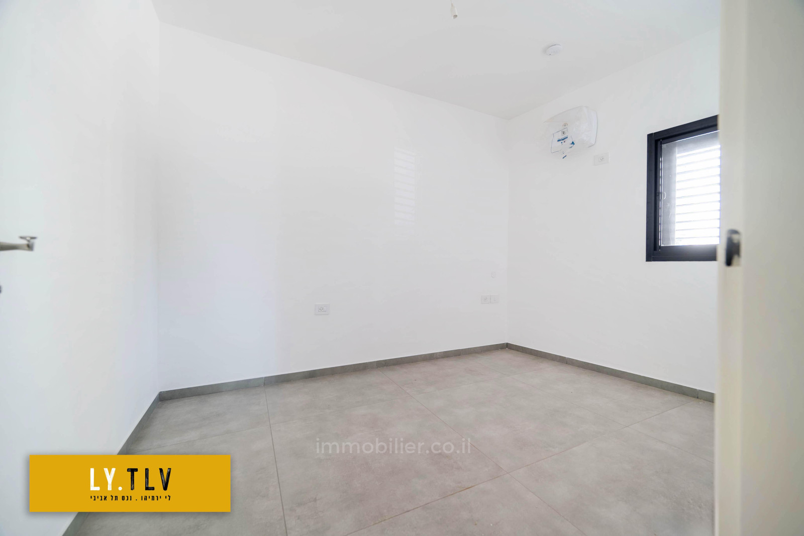 Apartment 2 rooms Tel Aviv Hatsafon hayachan 804-IBL-77