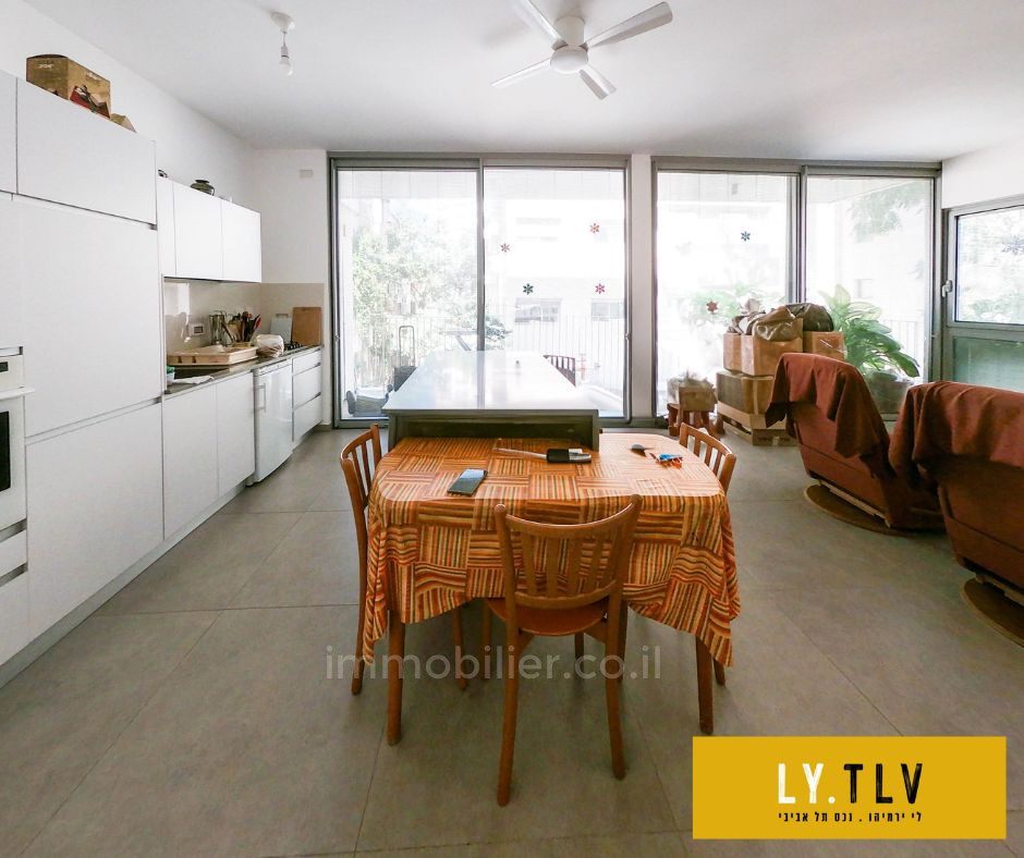 Apartment 3 rooms Tel Aviv Hatsafon hayachan 804-IBL-85
