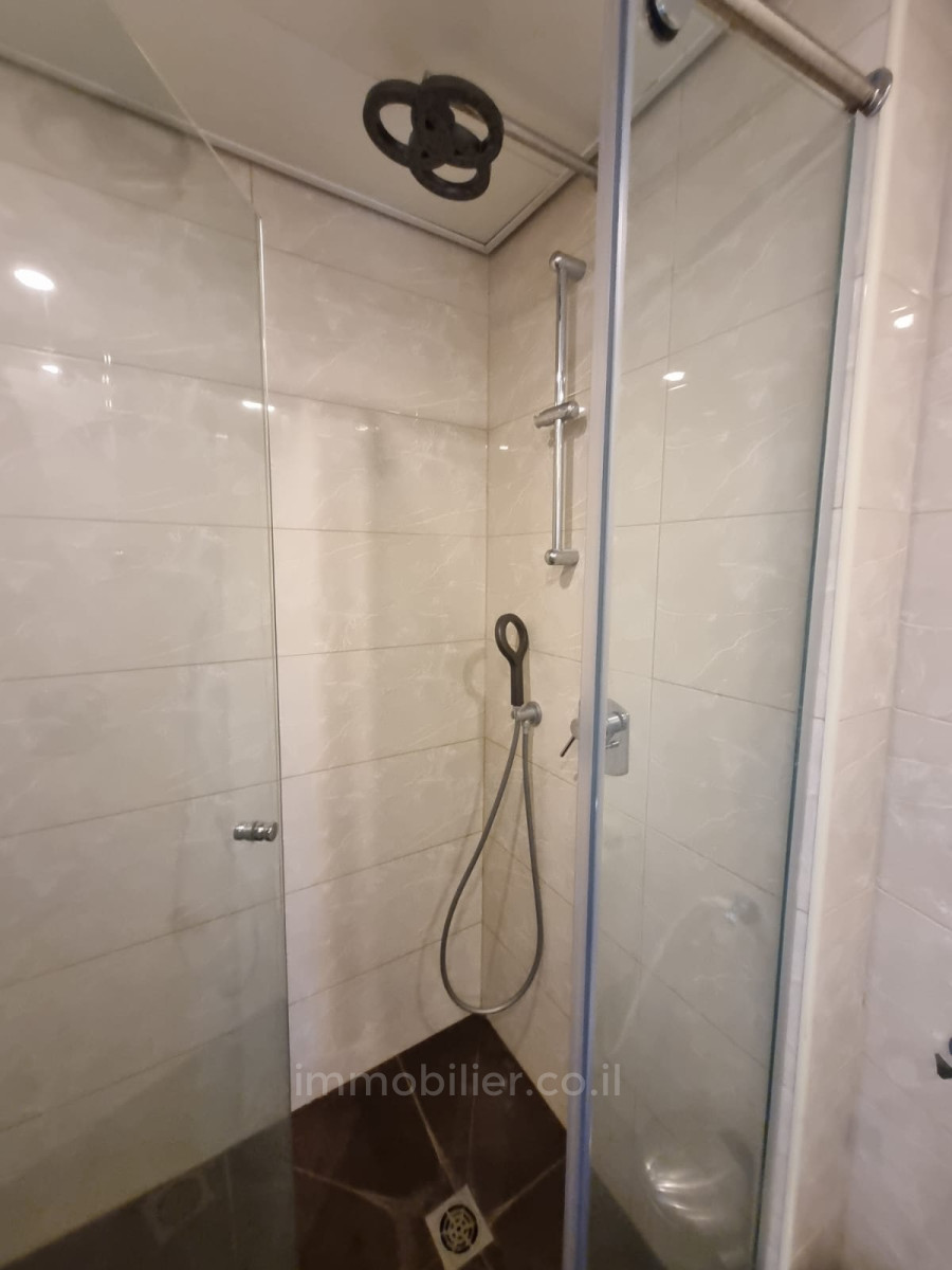 Appartement 2 pièces  Jerusalem Centre Ville 814-IBL-1