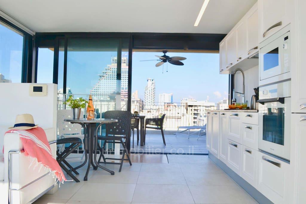 Penthouse 4 pièces  Tel Aviv Kerem Hatemanim 828-IBL-100