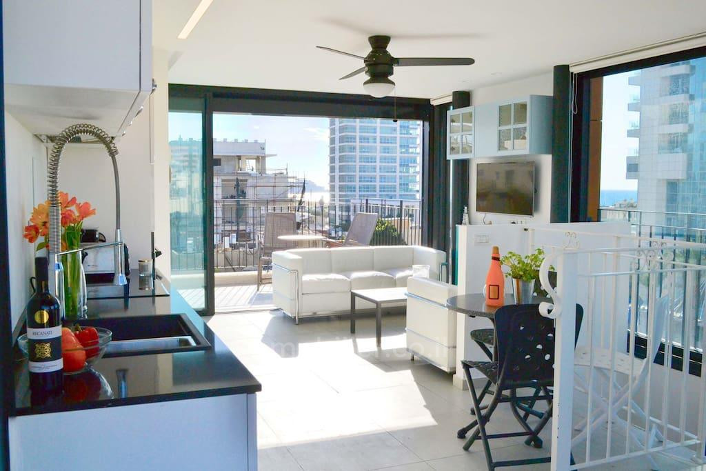 Penthouse 4 pièces  Tel Aviv Kerem Hatemanim 828-IBL-100