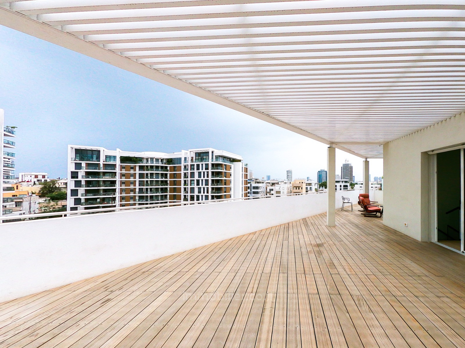 Penthouse 4 pièces  Tel Aviv Kerem Hatemanim 828-IBL-108