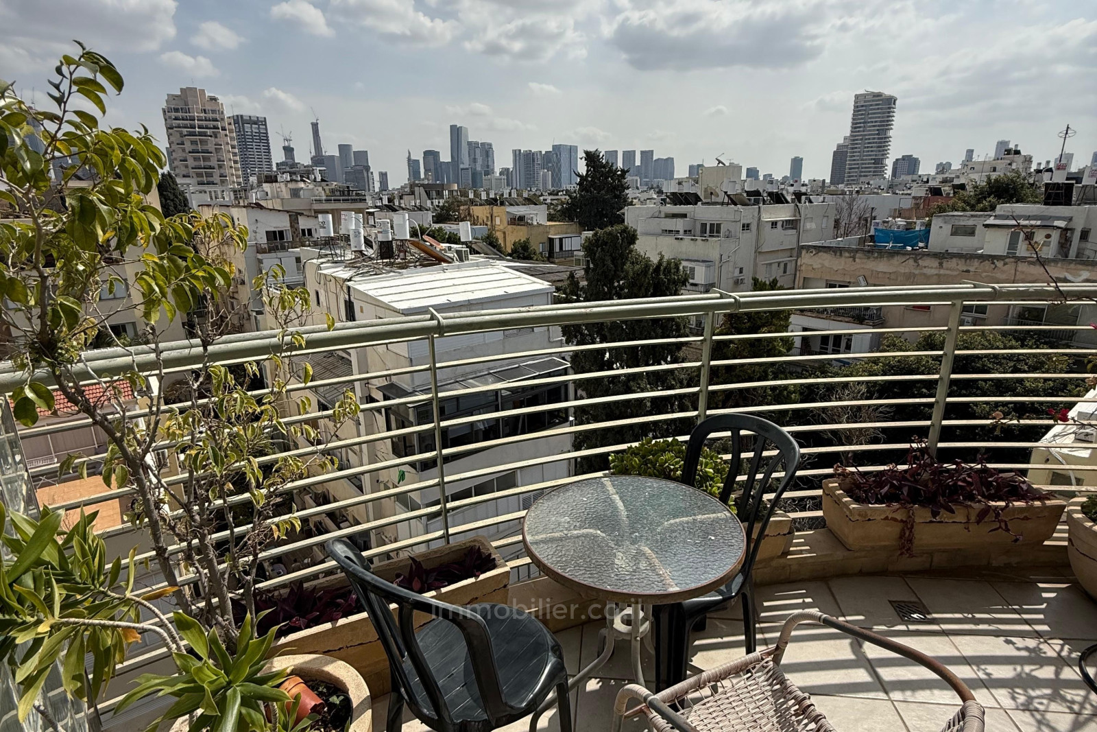 Apartment 3 rooms Tel Aviv tel aviv north 828-IBL-114