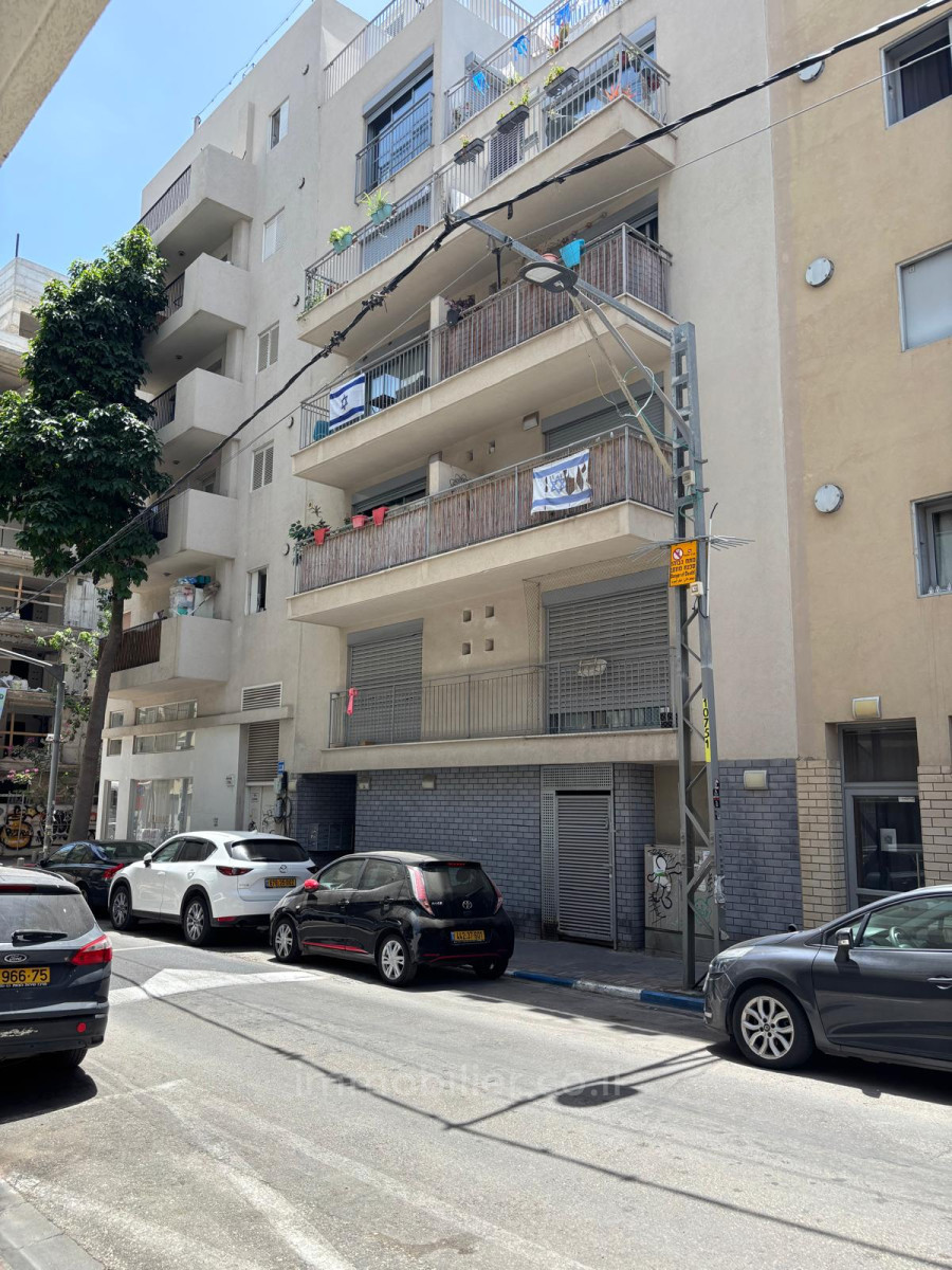 Apartment 2 rooms Tel Aviv Florentine 828-IBL-37