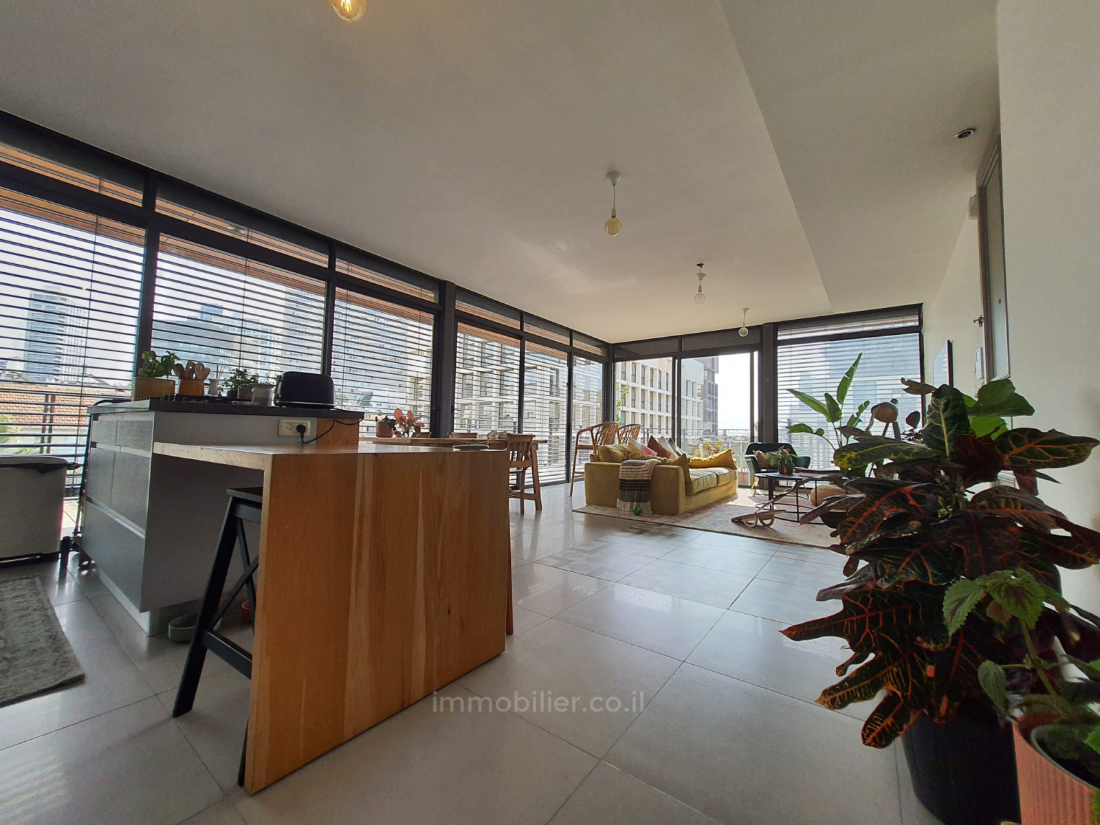 Appartement 4 pièces  Tel Aviv Neve Tsedek 828-IBL-85