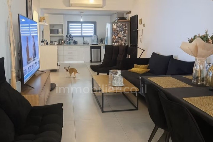 Apartment 3 rooms Bat yam Bat yam 828-IBL-97