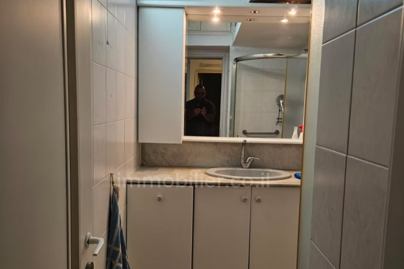 Appartement 3 pièces  Bat yam Bat yam 828-IBL-98