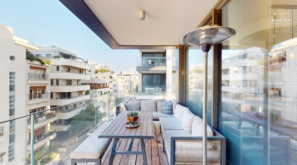 Appartement 3 pièces  Tel Aviv 1ere ligne mer 833-IBL-6