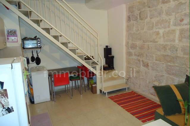 Duplex 2 rooms Jerusalem City center 835-IBL-11